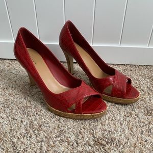 Women’s Fioni Red Open-Toe Heels Shoes – Size 8 – EUC – In Box